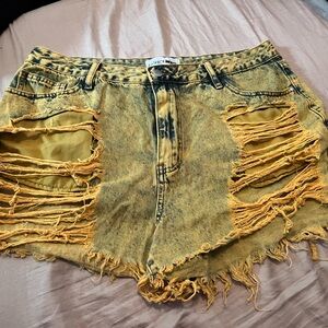 Fashion nova shorts S14